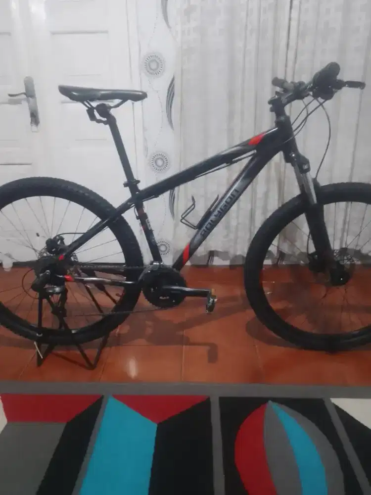 Sepeda gunung Polygon premier 4