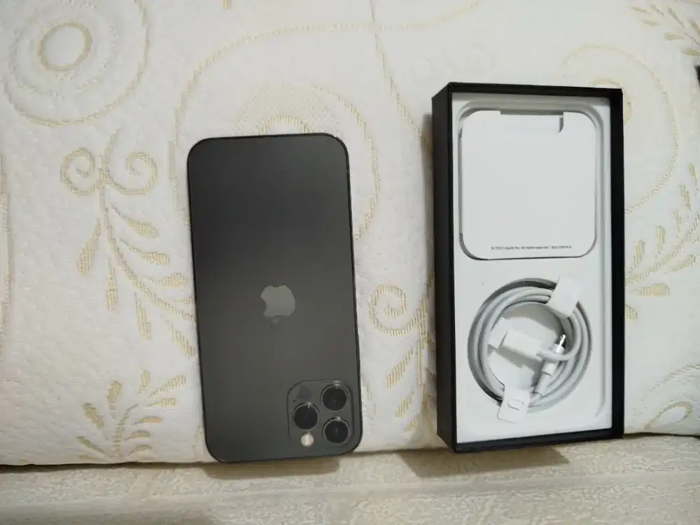 Iphone 12 128gb kesayangan