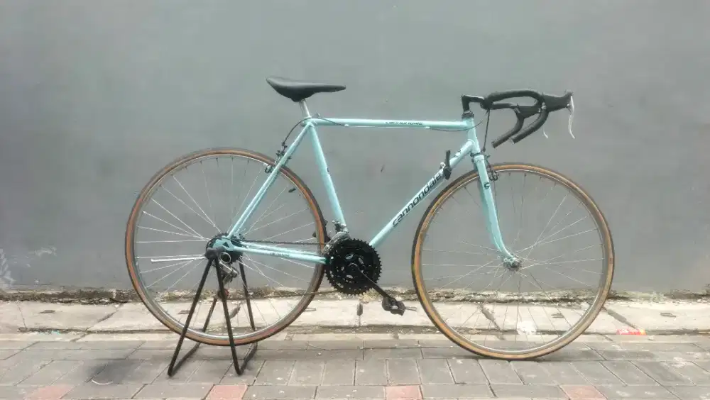 Sepeda balap cannodale