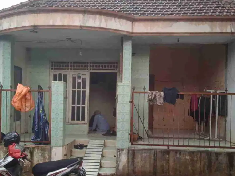 DIJUAL RUMAH 
KEL. : DUKUHMOJO
KEC  : MOJOAGUNG
KAB  : JOMBANG