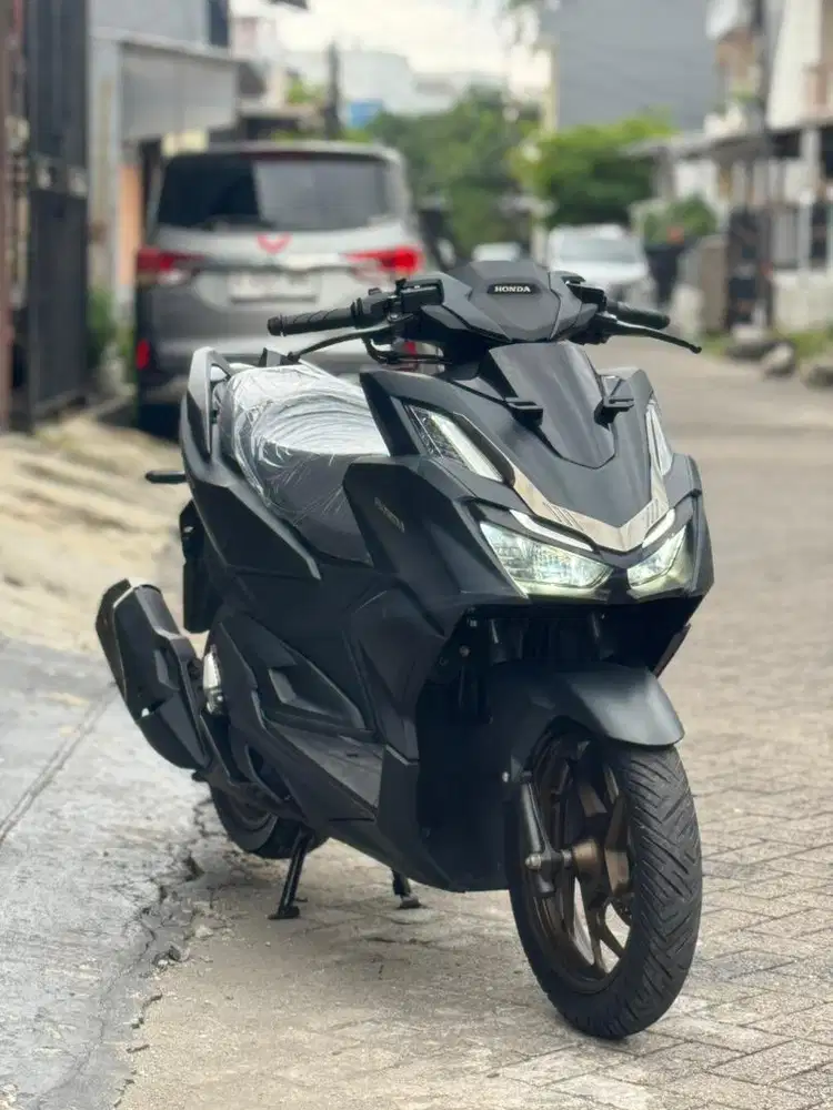 KM 92 KILO! VARIO 160 ABS 2025 HITAM GRESS LIKE NEW