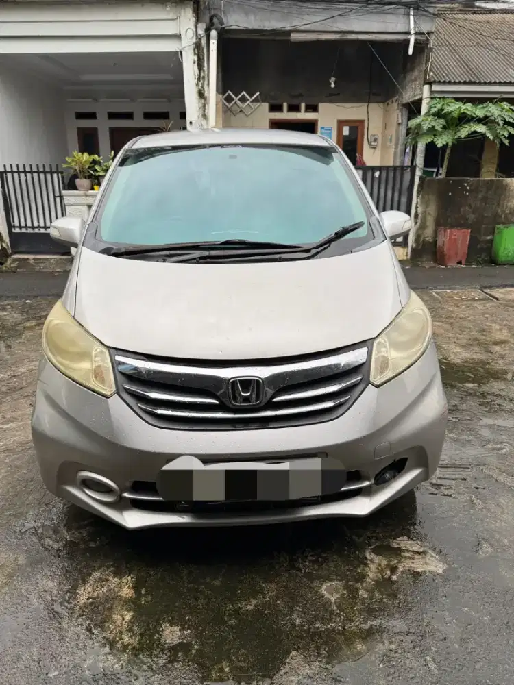 Honda Freed PSD 2013 Silver Tangan Pertama Pajak Panjang 2029 Low KM