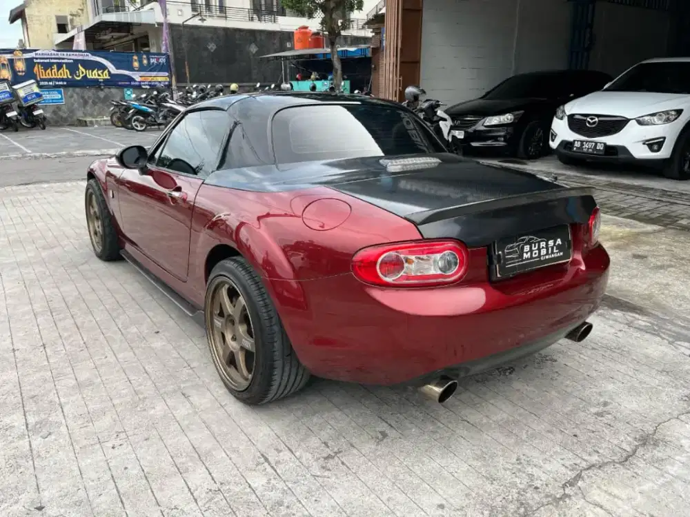 Mx5 miata Roadster/ Mx-5 Miata Convertible