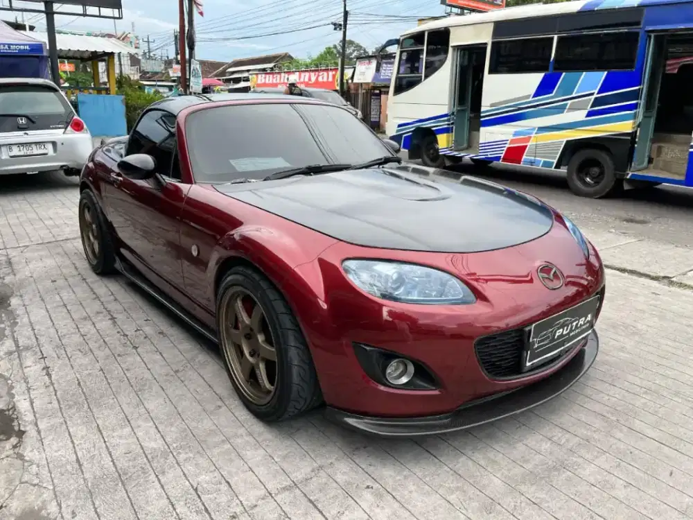 Mx5 miata Roadster/ Mx-5 Miata Convertible