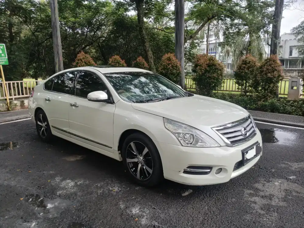 Nissan teana 250 xv v6 matic 2013 sangat terawat low km servce rcrd