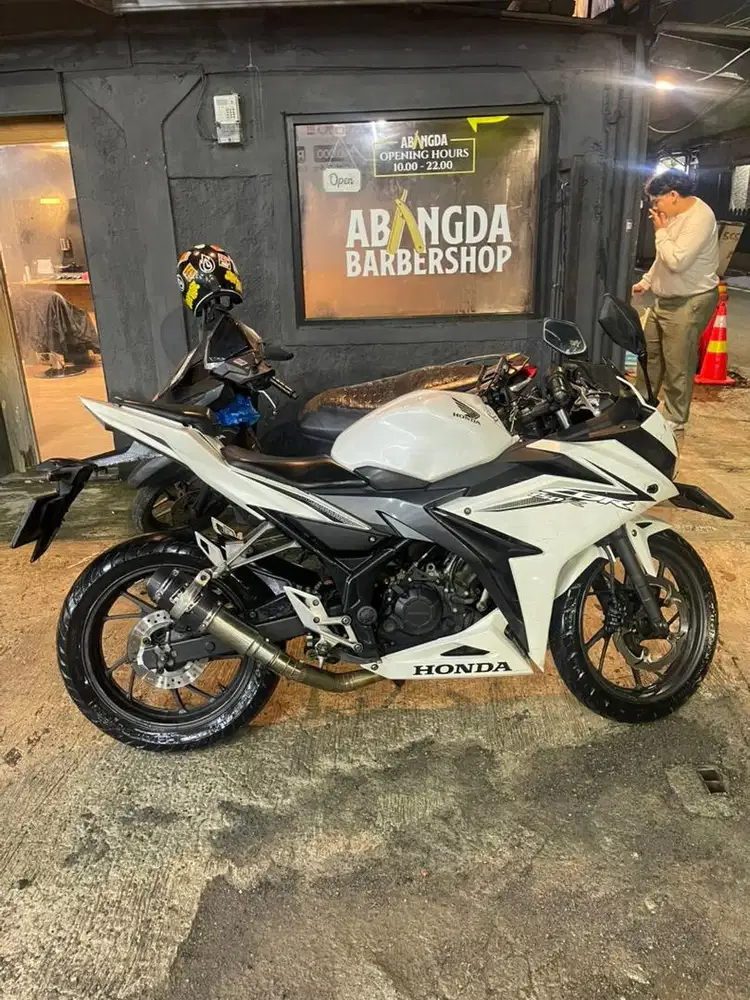 Honda CBR 150R Facelift 2016 - Surat Lengkap Pajak Panjang 2026