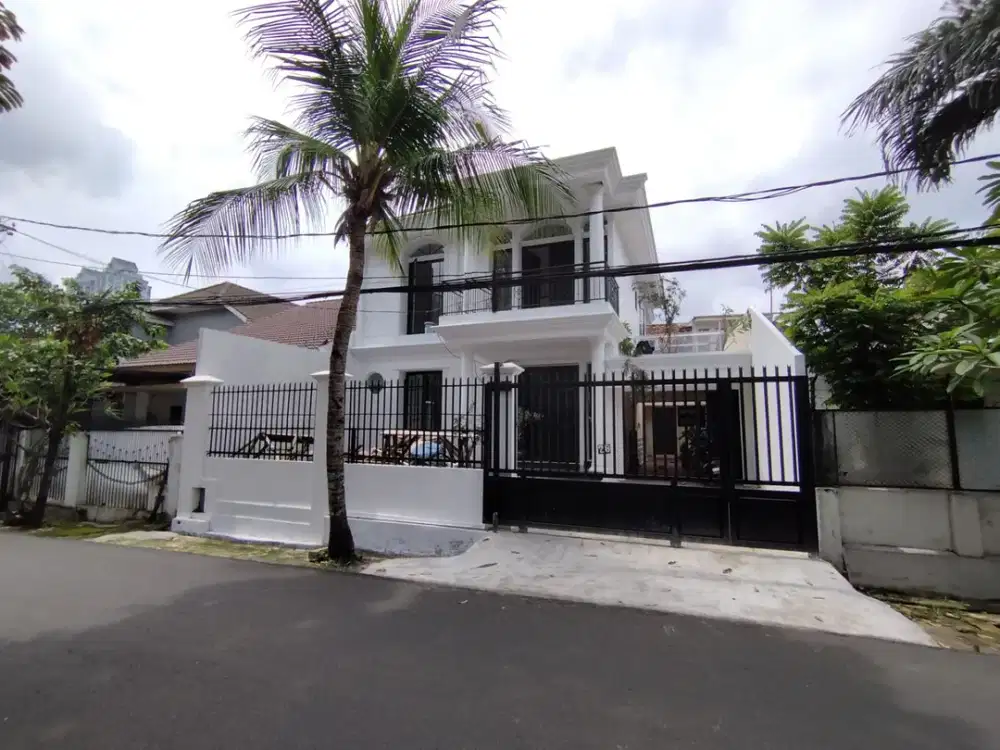 Rumah Sewa Setiabudi Dekat Taman Suropati Jakarta Selatan