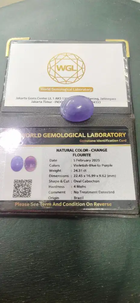 (WAJIB Transaksi Offline)Natural Color Change Flourite Origin Brazil