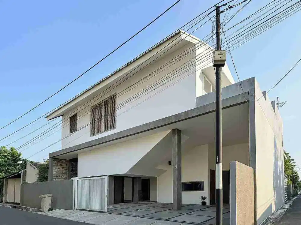 Rumah 2,5 Lantai di Kayu putih Pulo Gadung Jakarta Timur