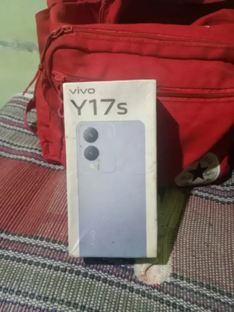 Edisi butuh uang Jual Vivo Y17s / 6+6+128