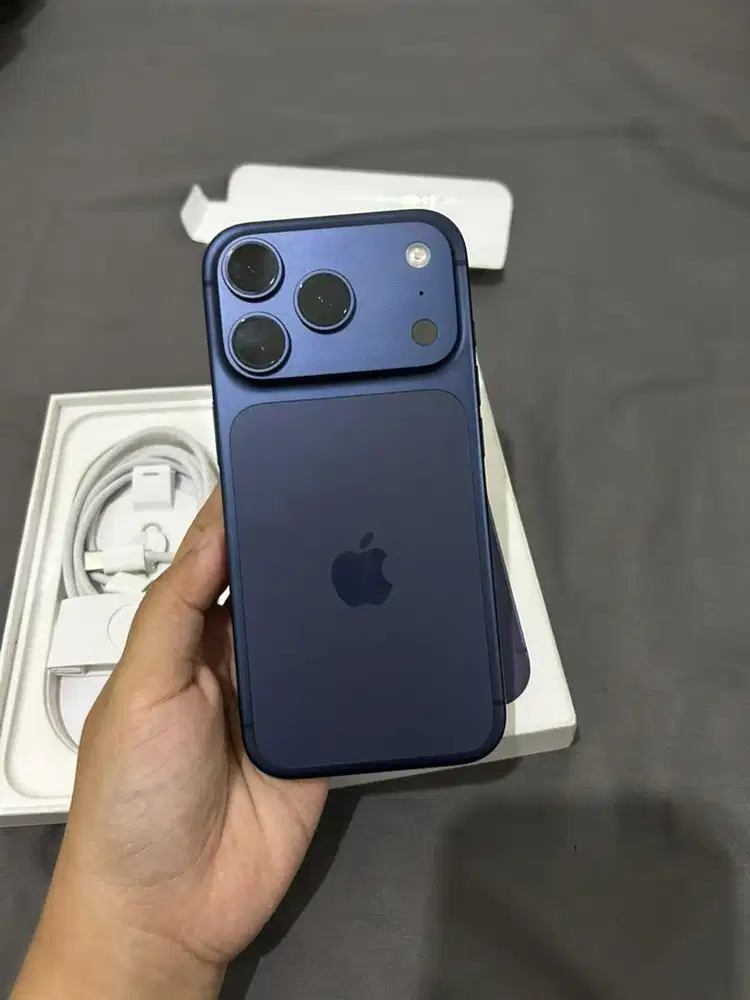 Iphone 17pro 256gb deep blue ibox