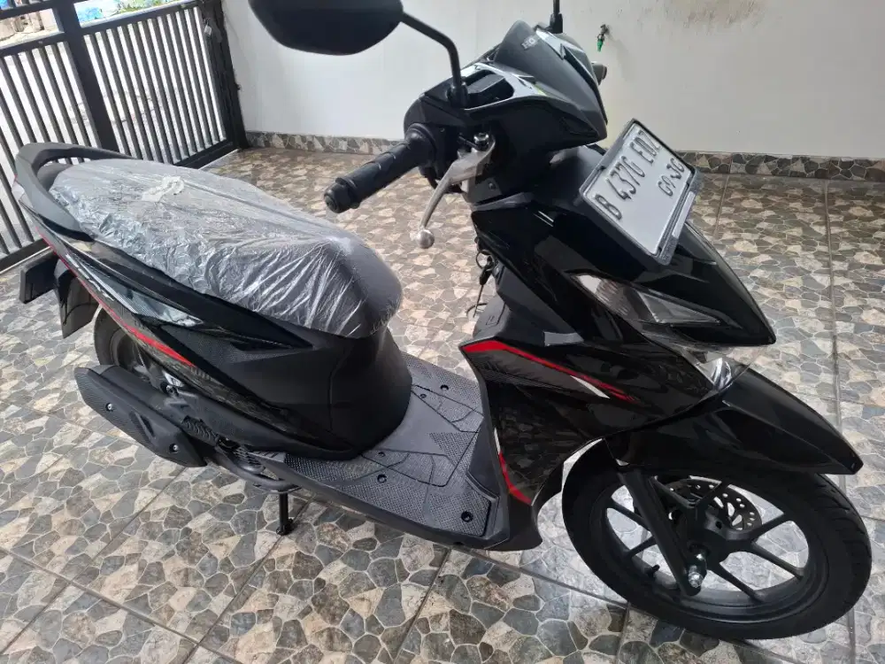 Km1.800 striping terbaru, honda beat CBS LED 2025 bln 9 pajak panjang.