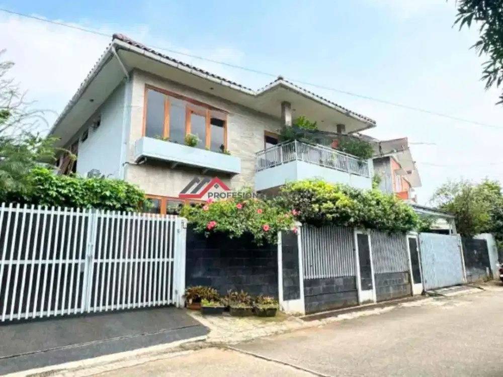 Rumah Bagus Siap Huni Lingkungan Tenang di Mampang