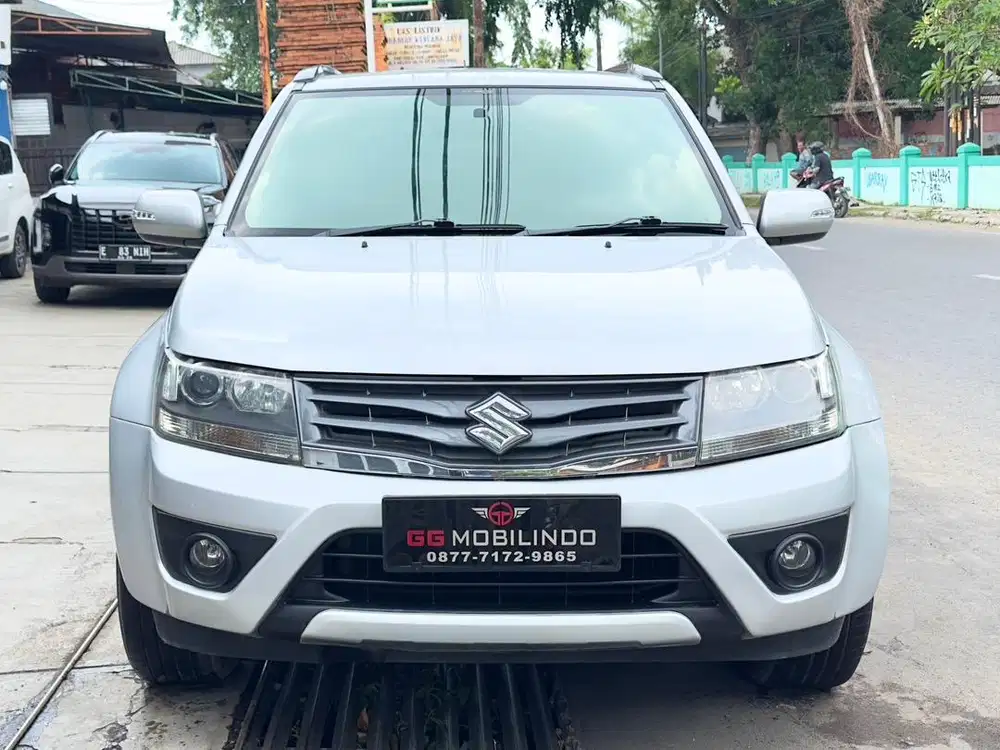 Suzuki Grand Vitara 2.4 JLX Automatic Th 2013