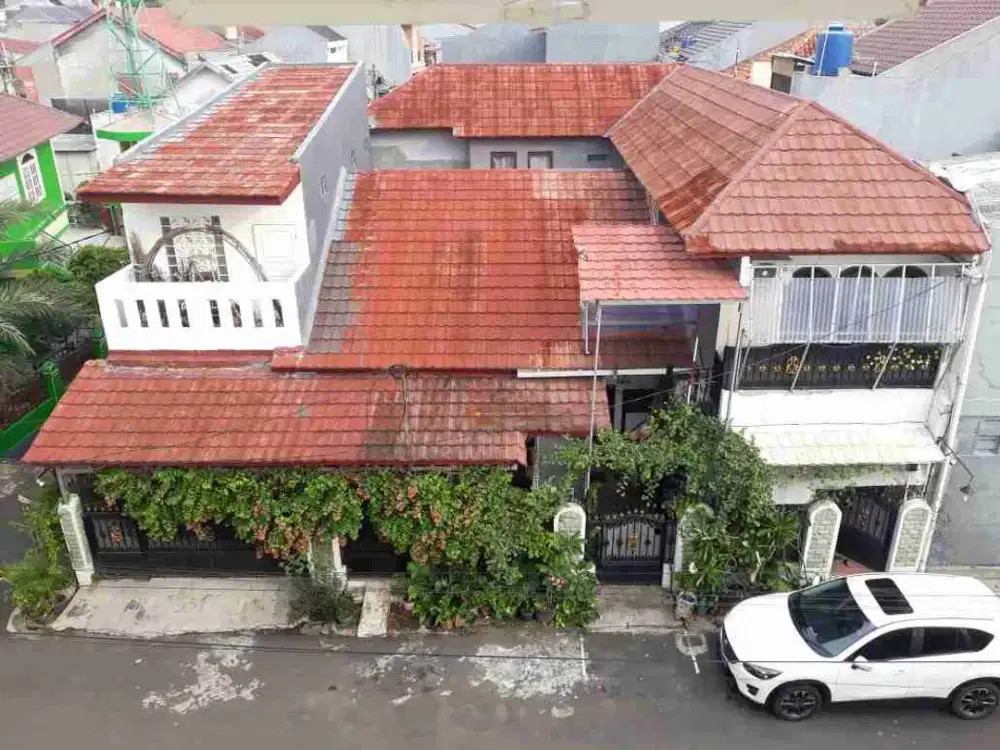 Rumah terawat,apik dan murah di pondok bambu duren sawit