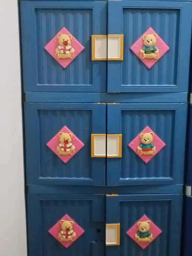 Lemari plastik 4 rak susun