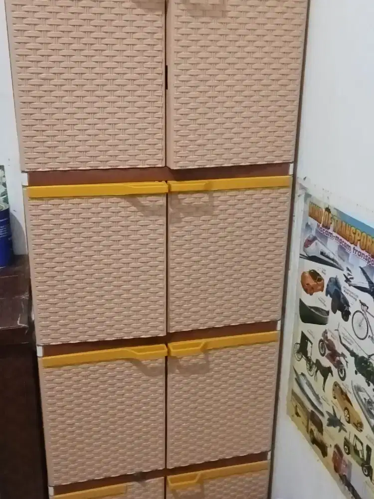 Lemari plastik 4 rak susun