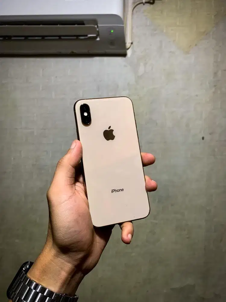 CEPAT! iPhone XS 256GB Fullset iCloud aman !