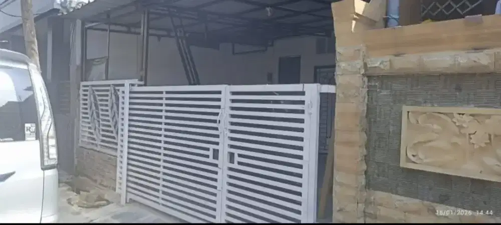 Dijual rumah di mutiara gading city Bekasi