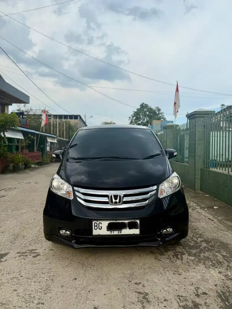 Freed 1.5 E PSD 2015 AT