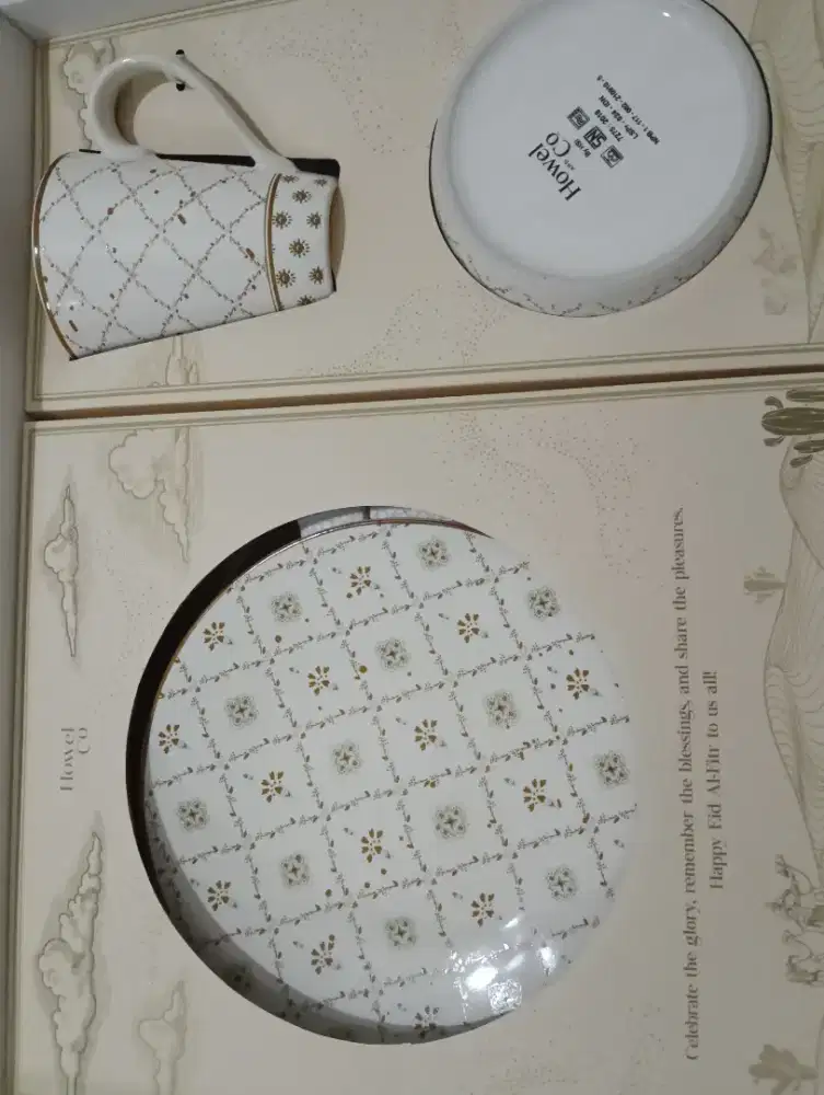Tableware set Merk howel and co asli