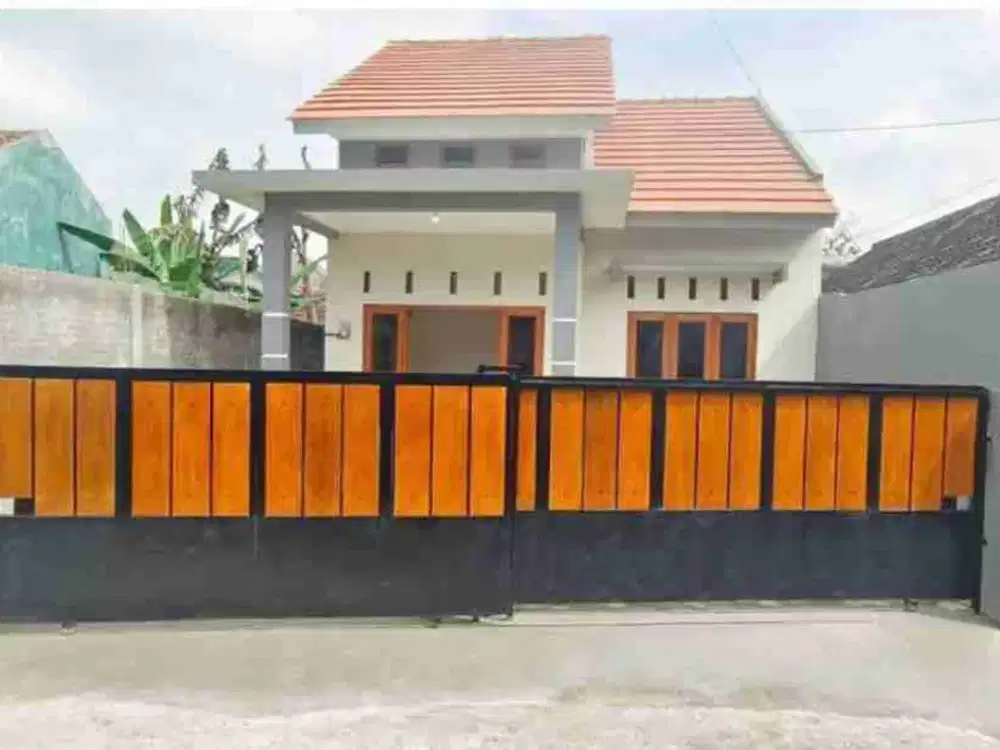 Rumah Bagus Strategis dekat Kampus UNS dan ISI