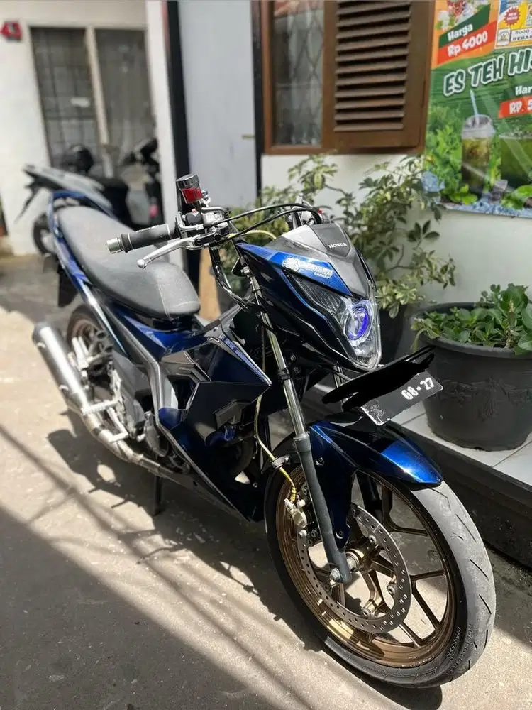 Bismillah jual honda sonic motor sehat siap jalan