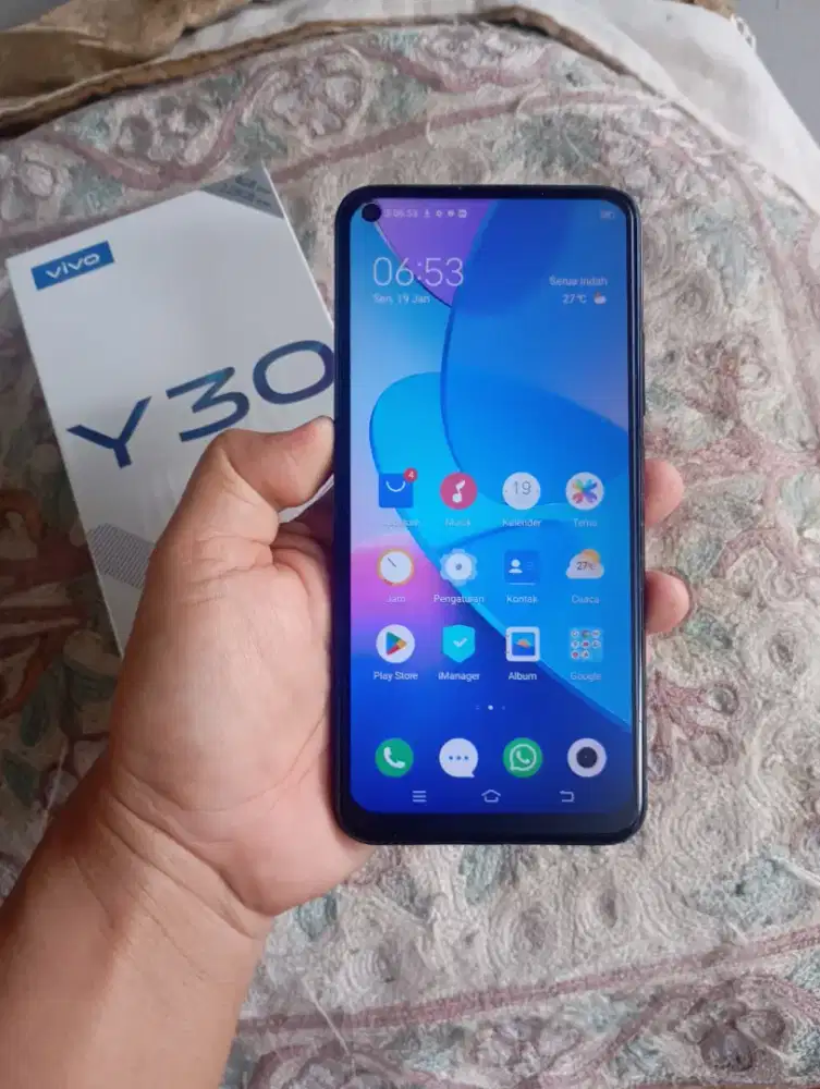 Vivo Y30 ram 4/128 second normal