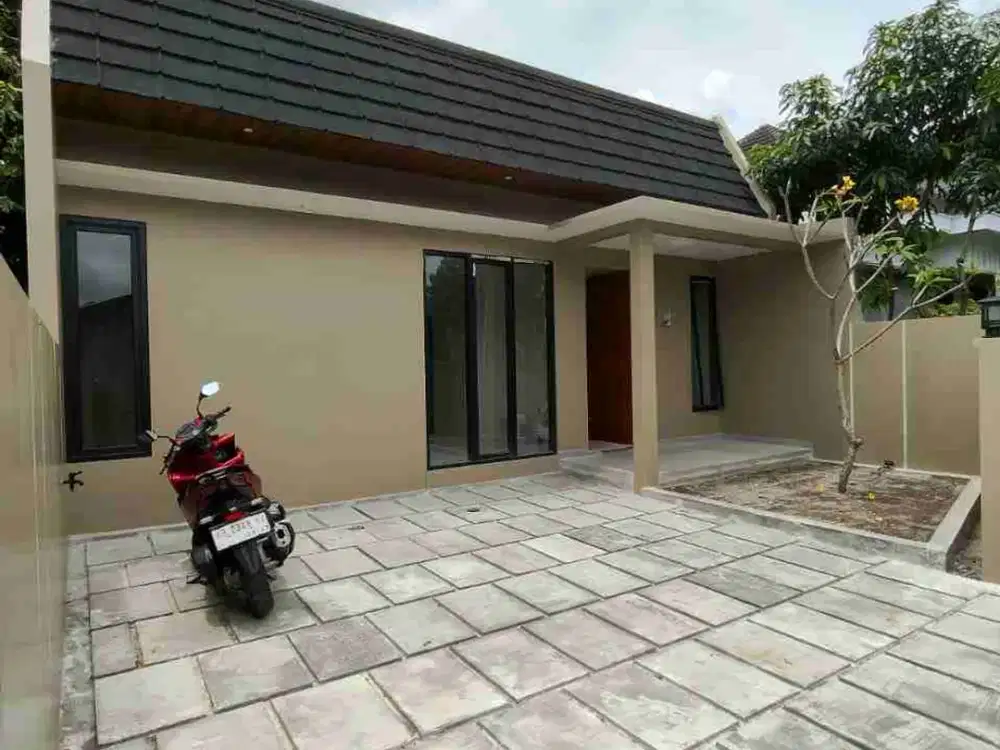 DIJUAL RUMAH BARU SIAP HUNI DI TIMUR PASAR GENTAN JAKAL KM 10