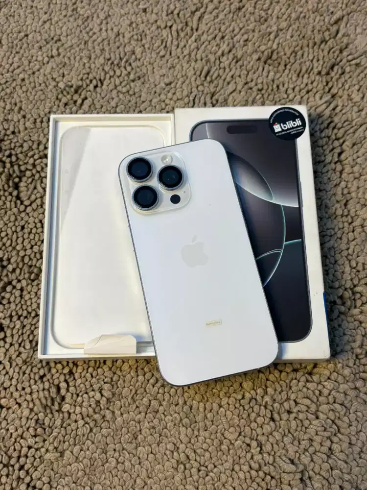 iPhone 16Pro 128Gb iBox