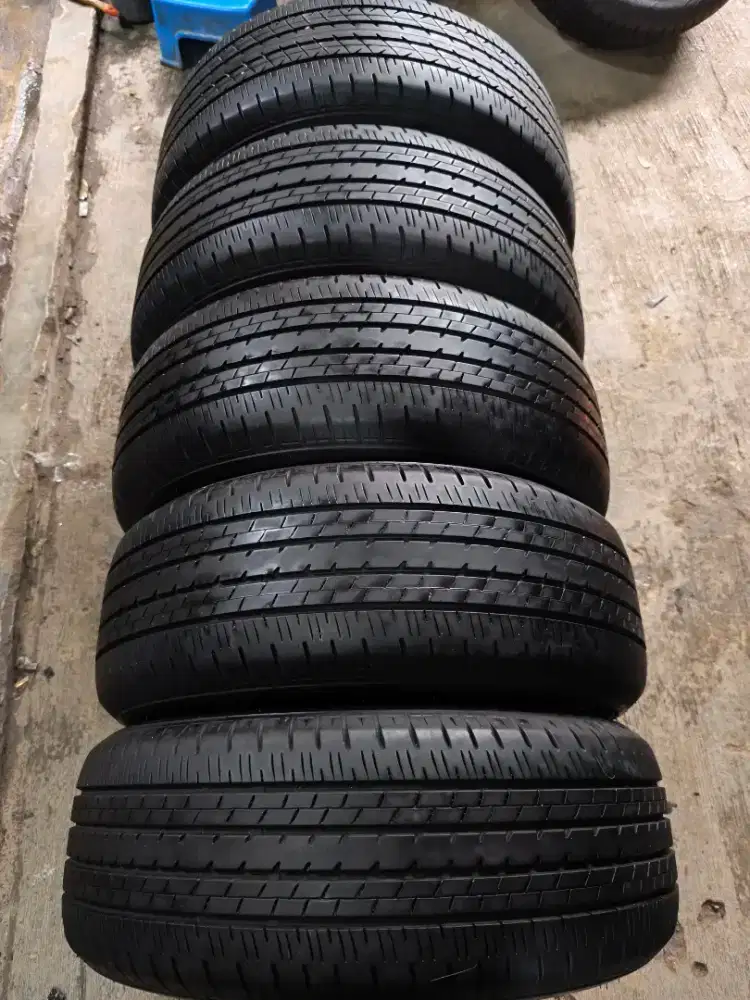 Bridgestone turanza 215 55 R17