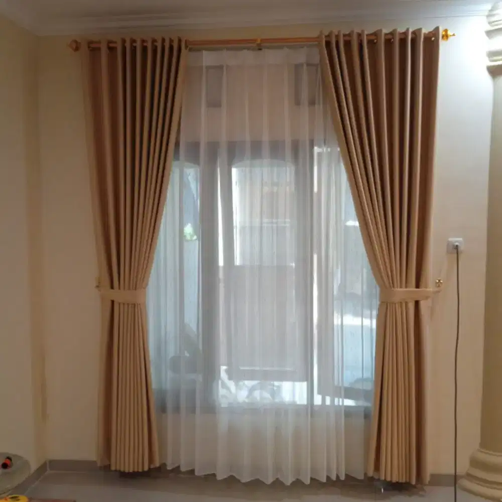 gorden penyekat ruangan