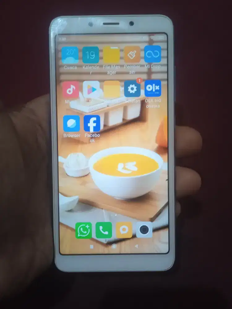 Redmi 6A 2/16. Mulus normal, no minus batre awet mesin segel Orian