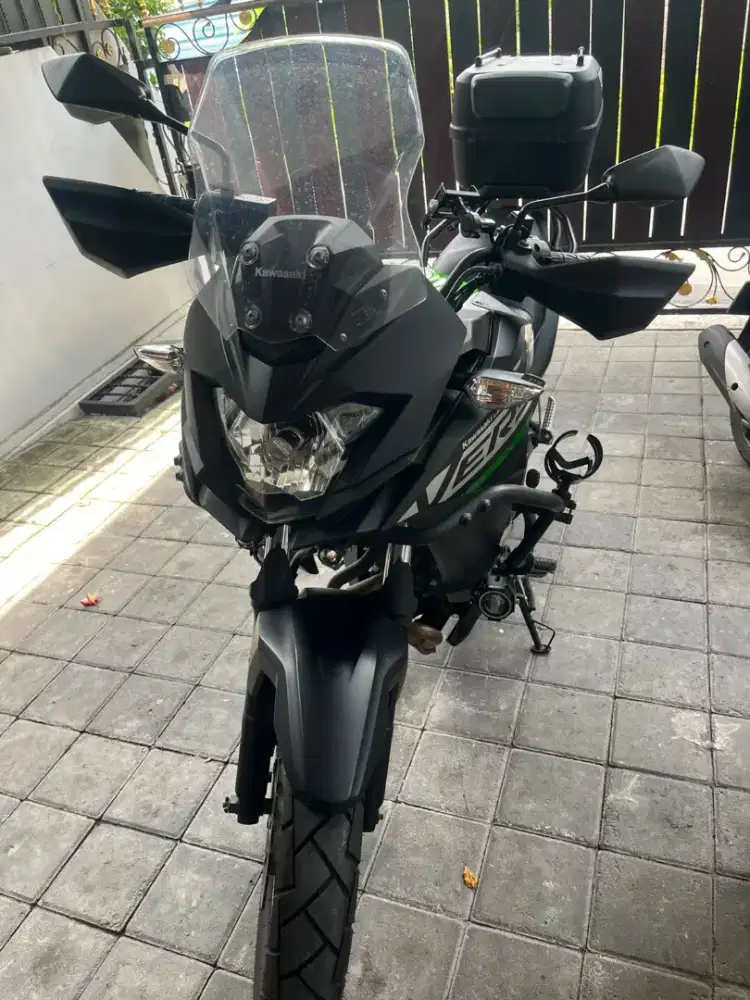 JUAL VERSYS 250 2022 KM 6000
