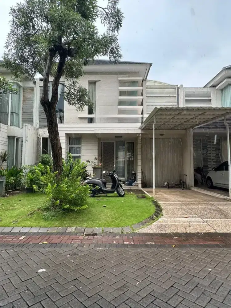 RUMAH PALM BEACH PAKUWON CITY 3M