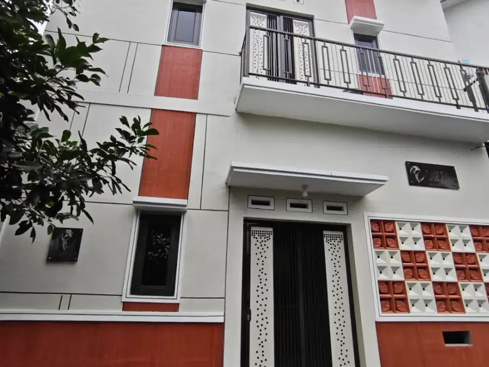 DIJUAL KOST EXCLUSIVE DKT KAMPUS UNS JEBRES SOLO