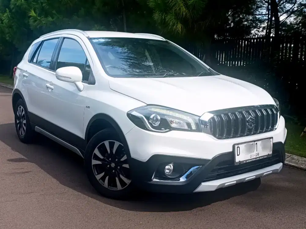 Suzuki SX4 S-Cross 2017 AT Facelift Putih - Tgn 1 Record Resmi [Nego]
