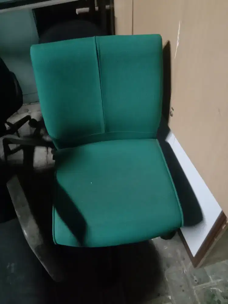 Kursi staf,kursi kantor bekas