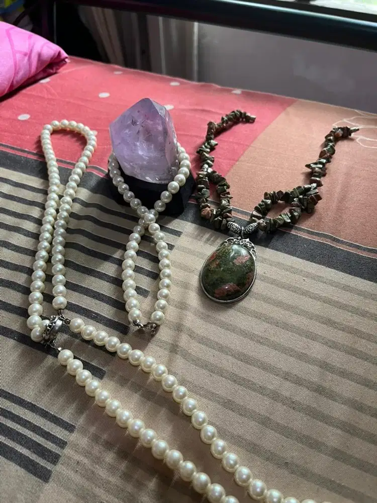 BUjual batualam dsn Kalung