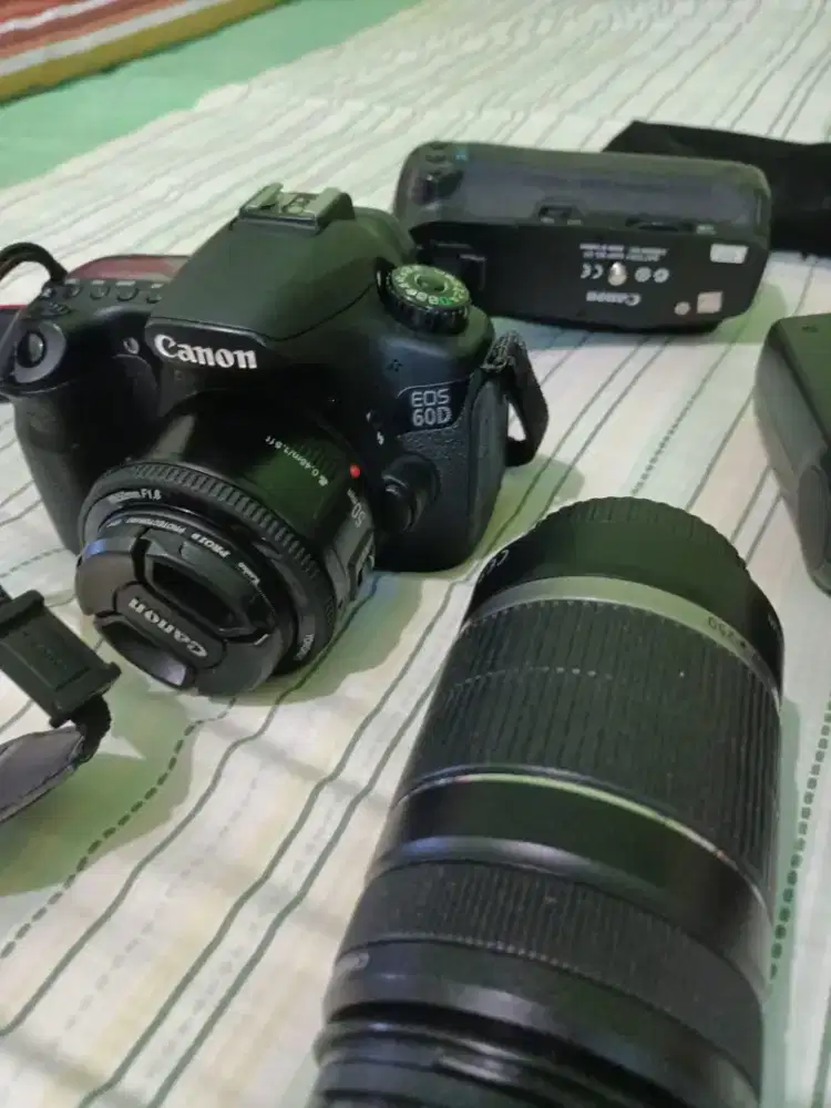 Di jual kamera  canon 60D