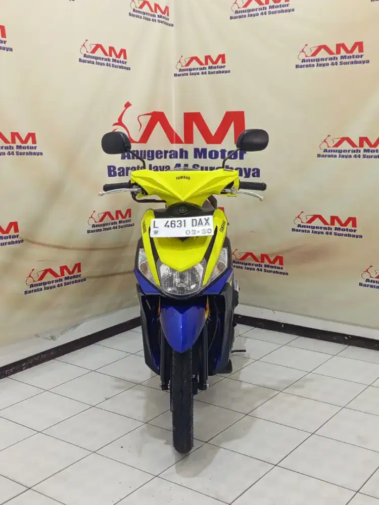 Km 2 Ribu Yamaha Mio M3 125 Tahun 2024 warna Hitam kuning