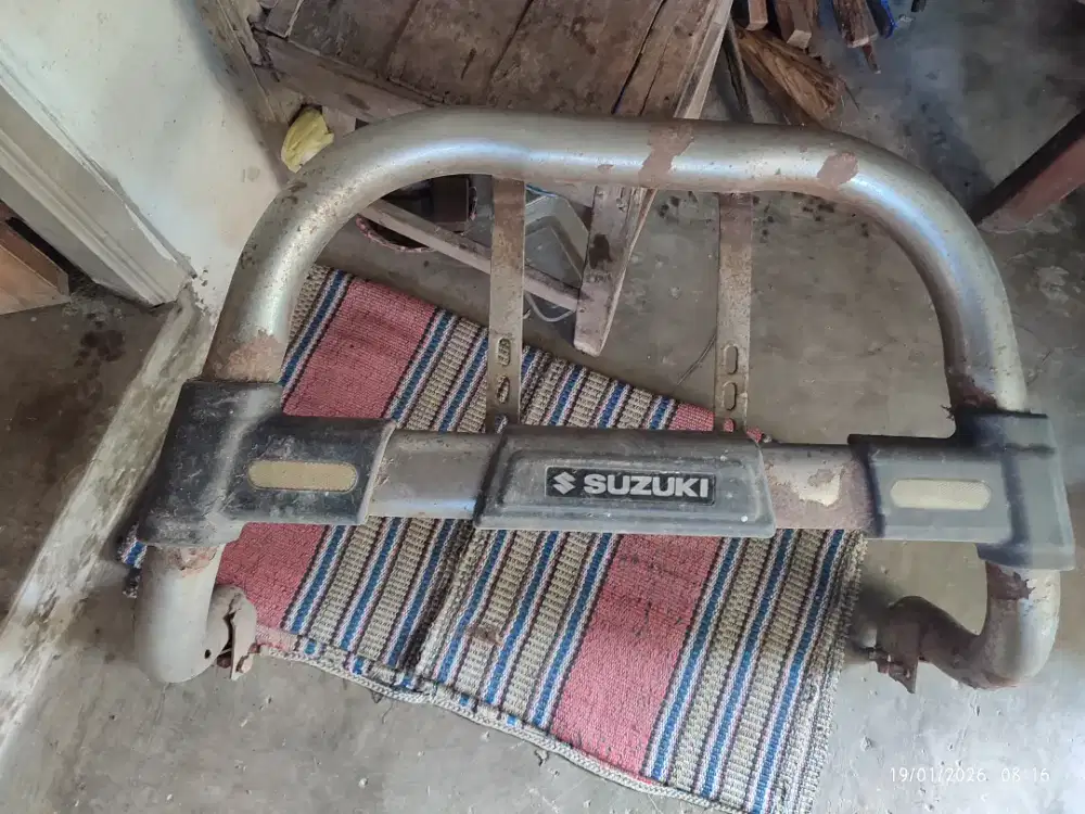 Banper tanduk motuba