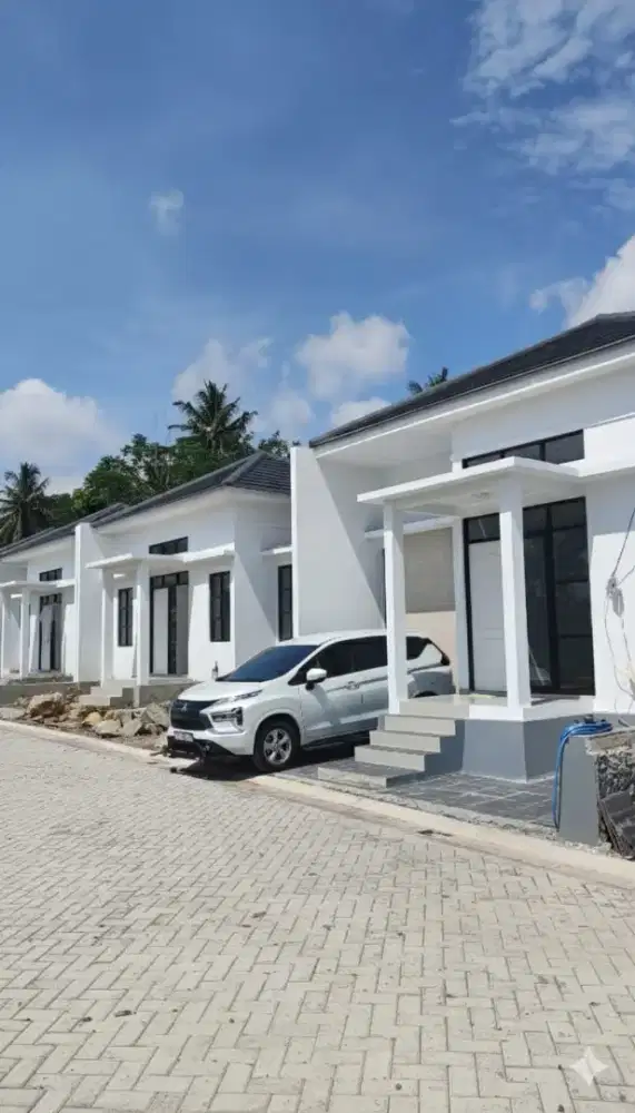 Murah dijual rumah siap huni gedawang banyumanik strategis