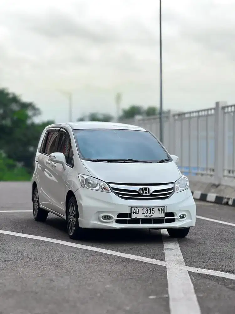 Freed psd 2013 facelift TERMURAH !!!