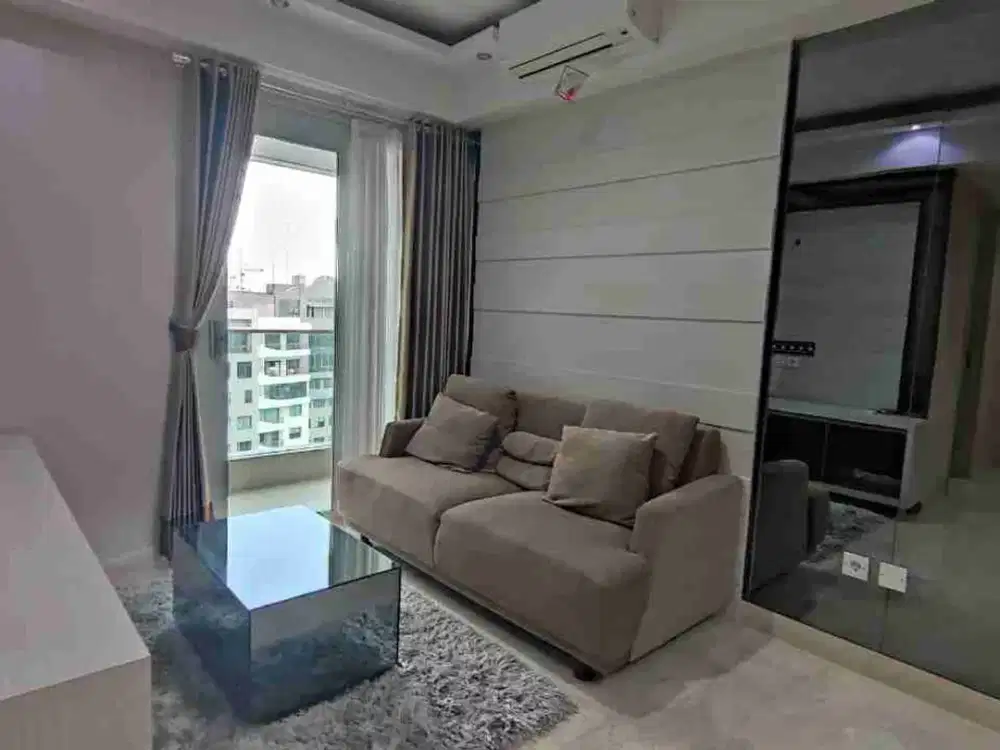 Dijual murah rugi full furnished mewah apartment One Icon Tp6