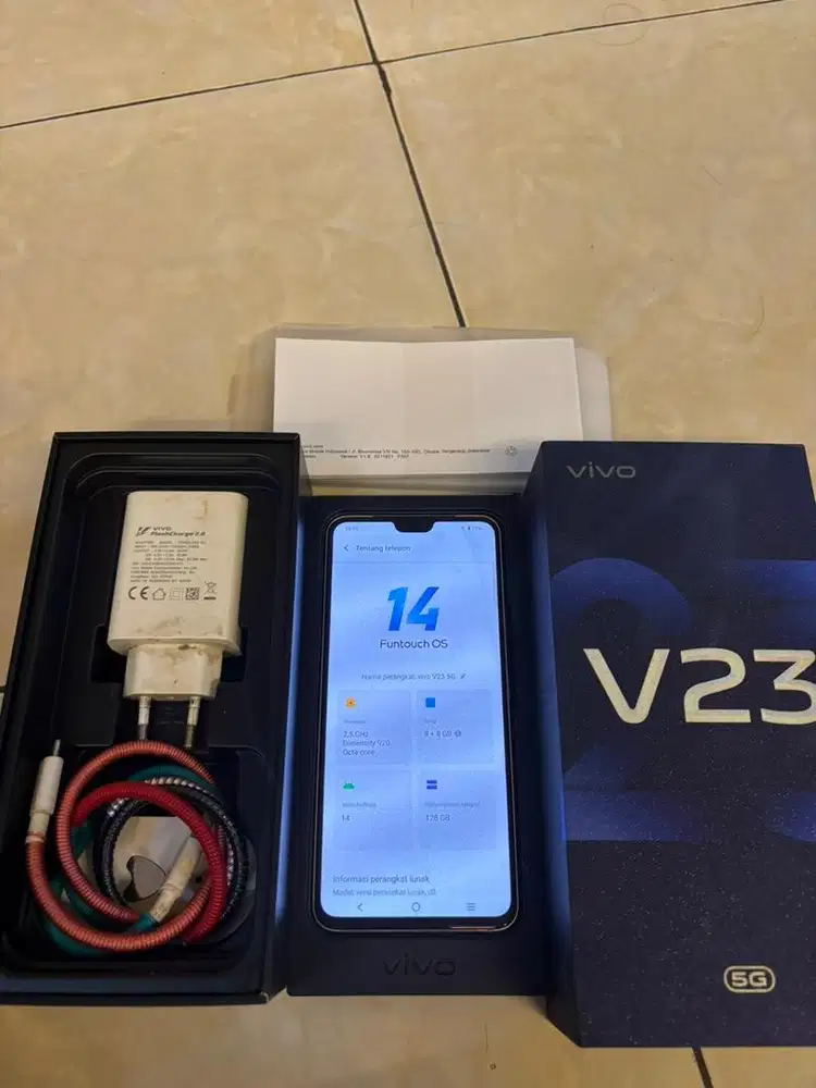 Vivo V23 5G (8+8/128)