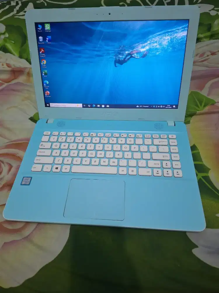 Bismillah dijual laptop asus core i3 mulu siap pakai ssd128gb