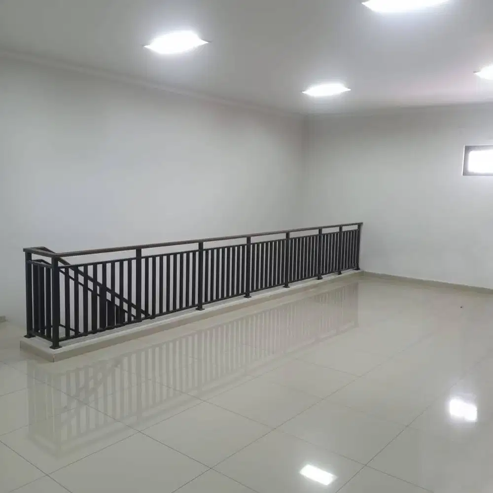 Dijual Ruko Strategis Cocok Utk Usaha di Bintaro Tangsel FR-17373