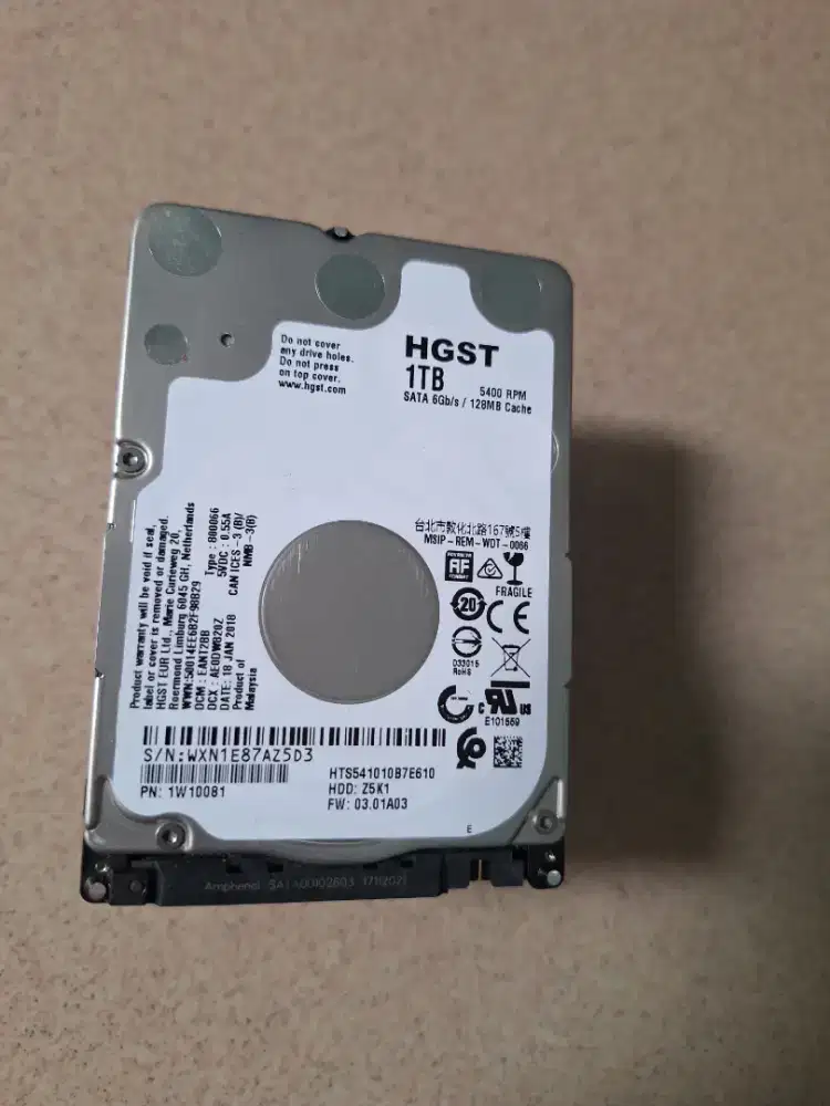 Bismillah dijual hardisk laptop slim 1terra sentinel 99% tes ok