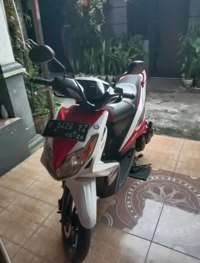 Yamaha Xeon 2011 Orisnilan ( Minus Hanya pajak OFF)